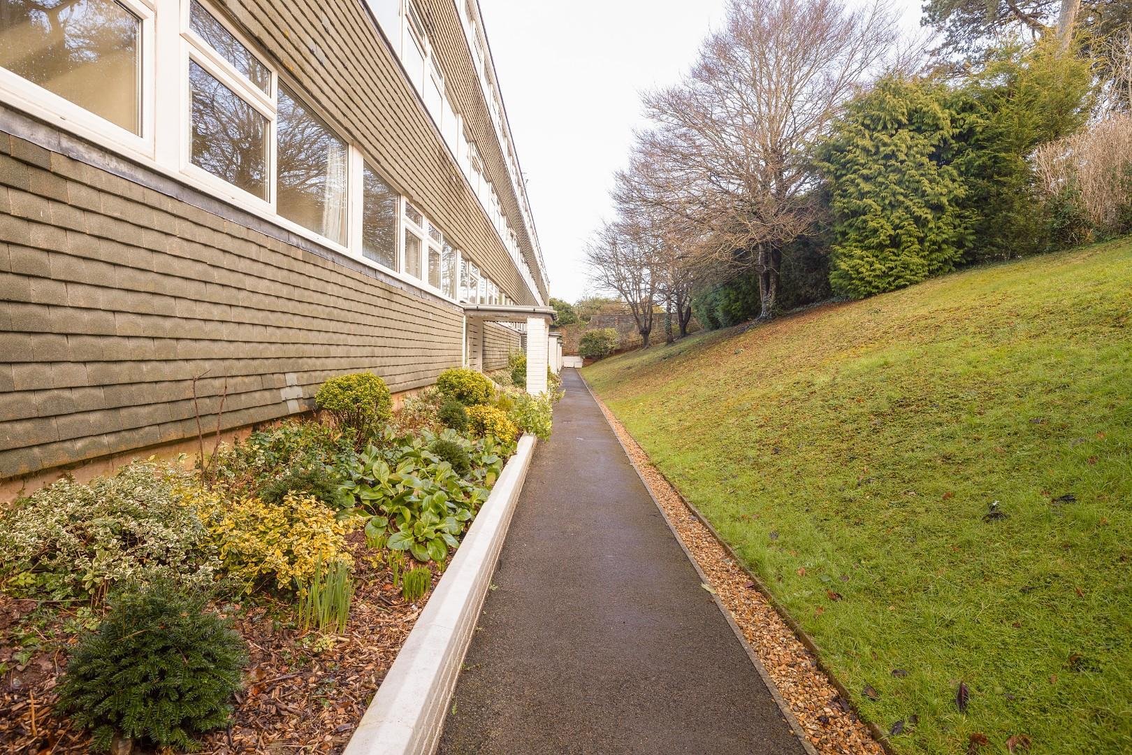 Eastmead lane stoke bishop 33712932 cd7 a1366