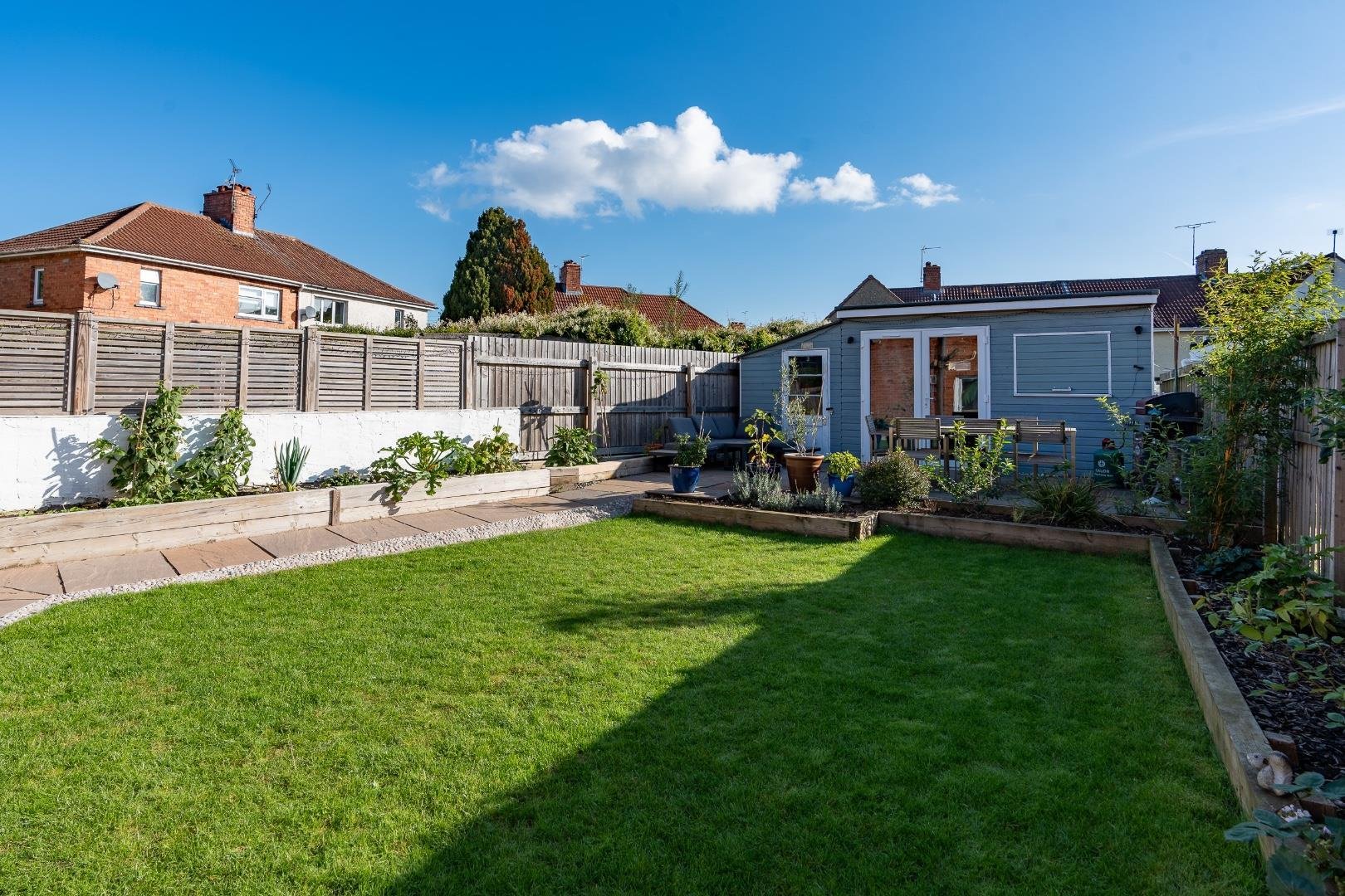 Exmouth road knowle 34230080 olh03950 hdr