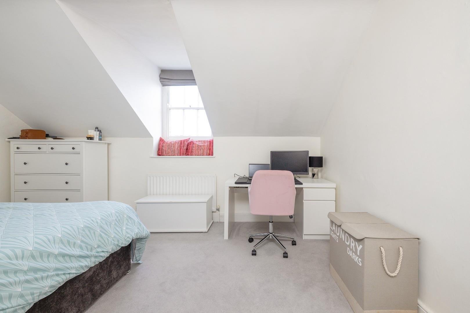 Fernbank road redland 33566531 cd7 a9430