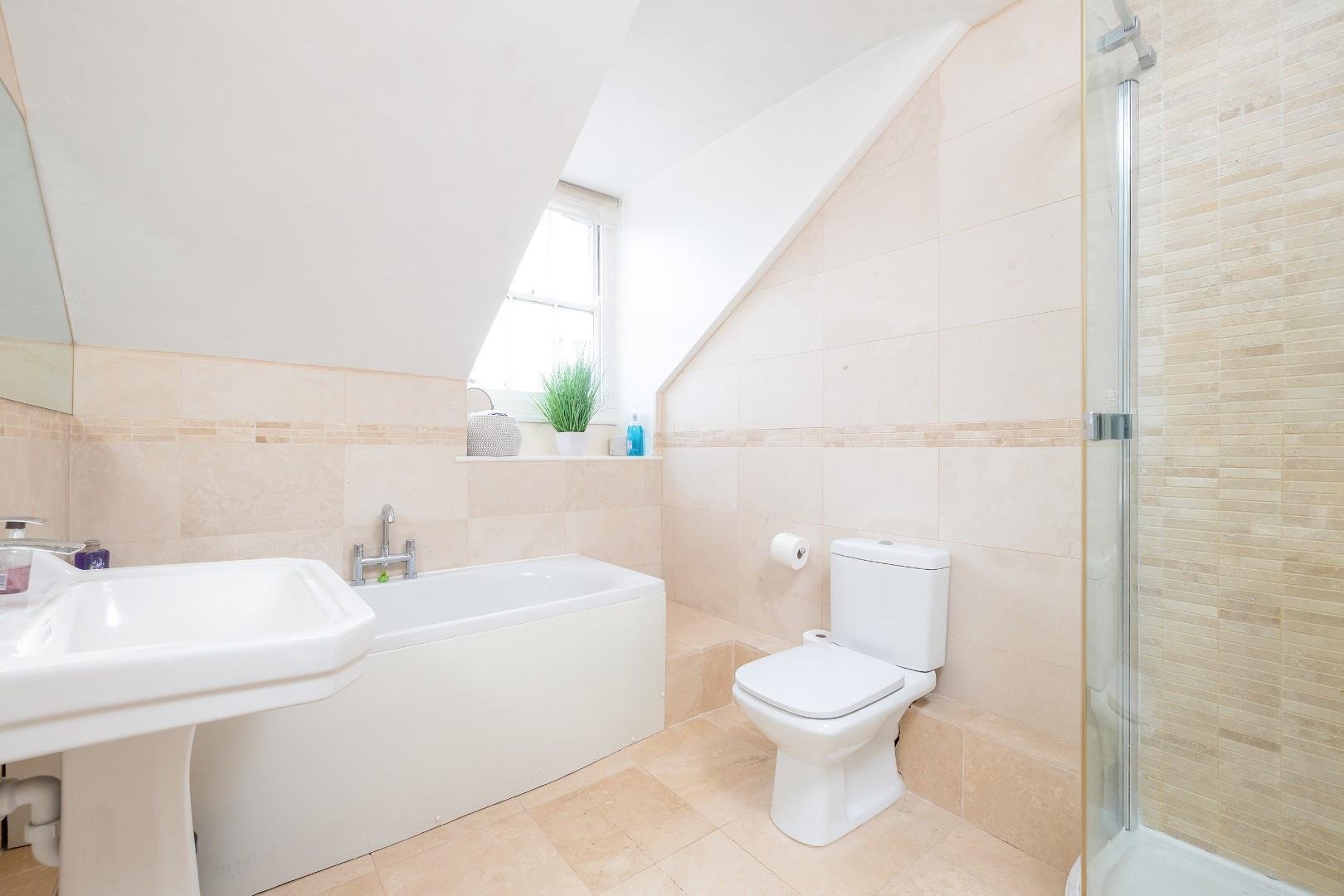 Fernbank road redland 33566531 cd7 a9445
