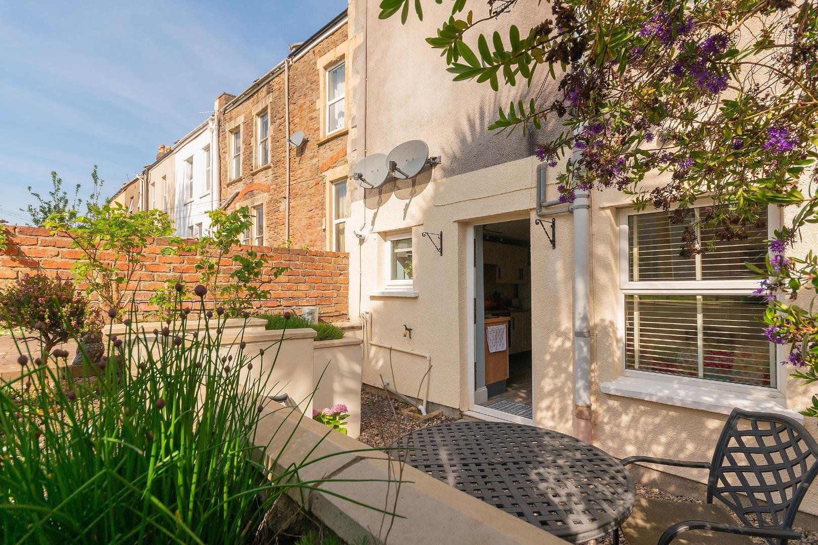 Fishponds road eastville 34647078 g3 f9 f2 rev external e