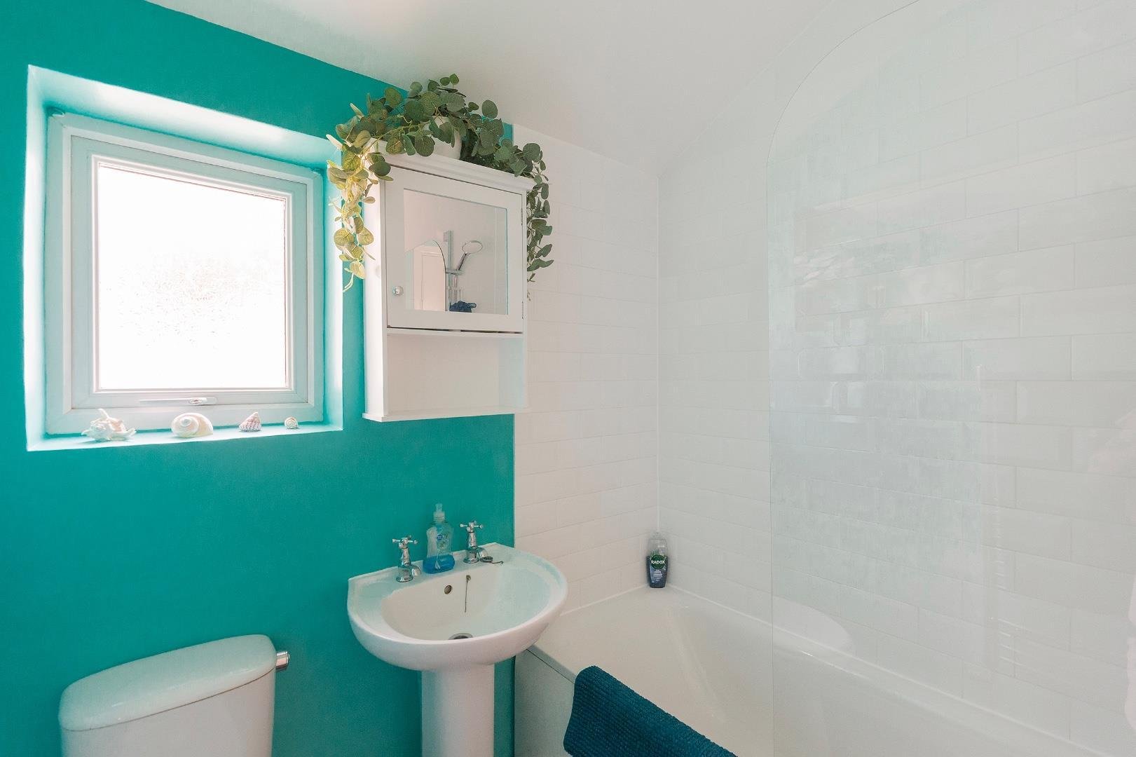 Fox road easton 34741661 7 f0 bren bathroom b