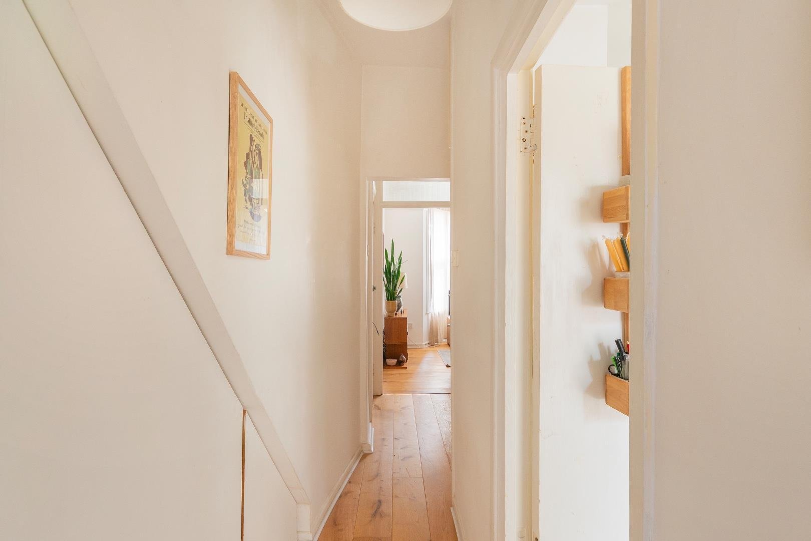 Freemantle road eastville 34756837 g4 f4 frev hallway b