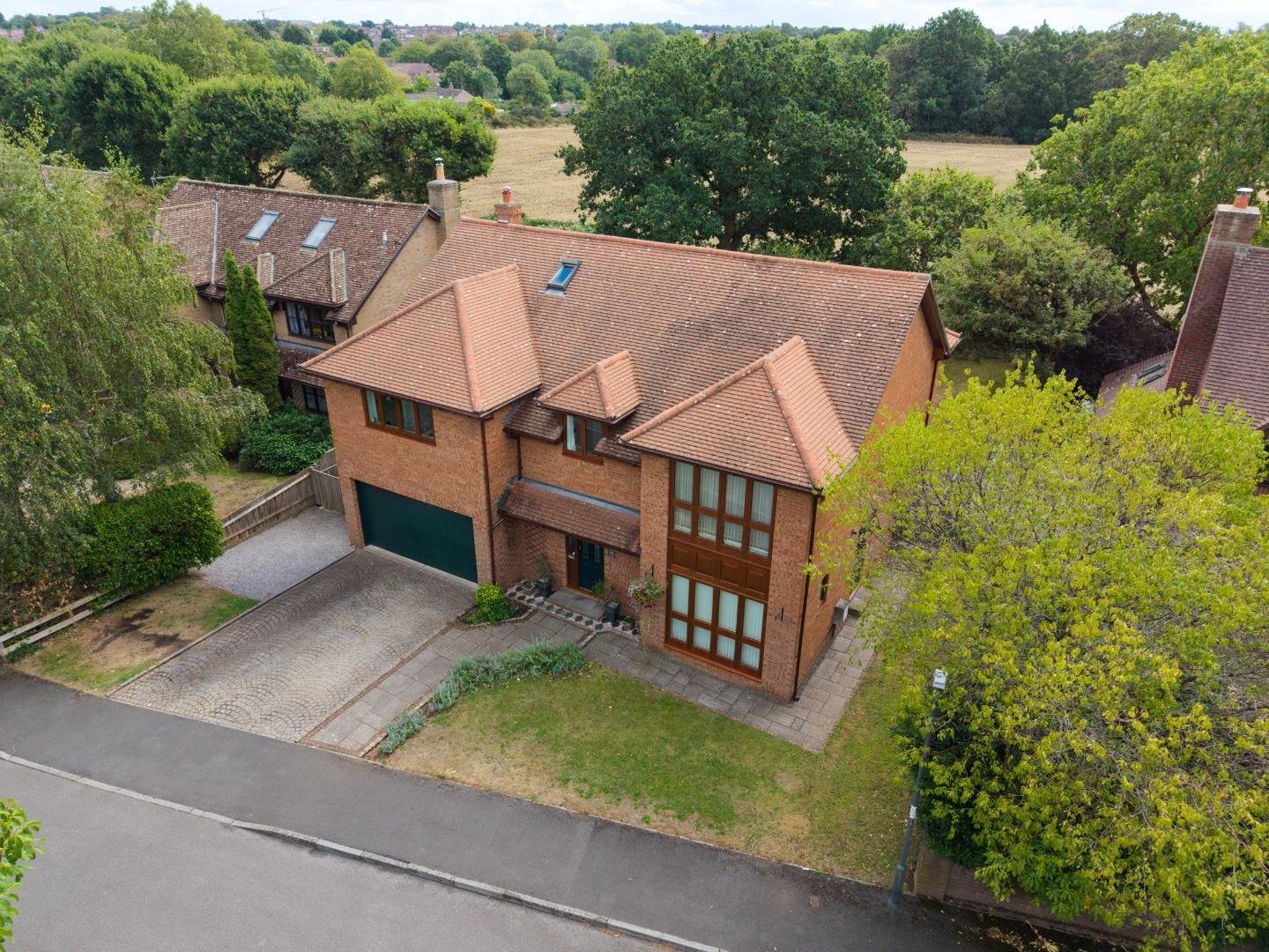 Frenchay close downend 34924690 75 frenchay close drone 2