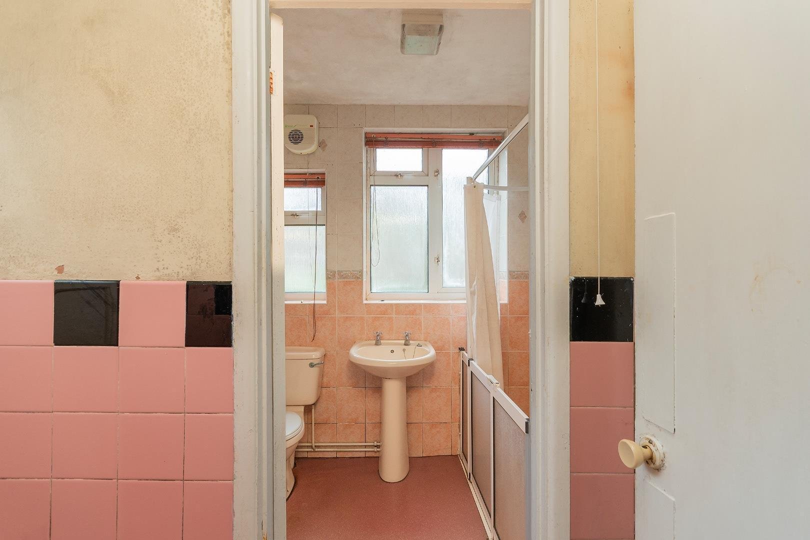 Furber road st george 34449046 9 f3 rsg bathroom b