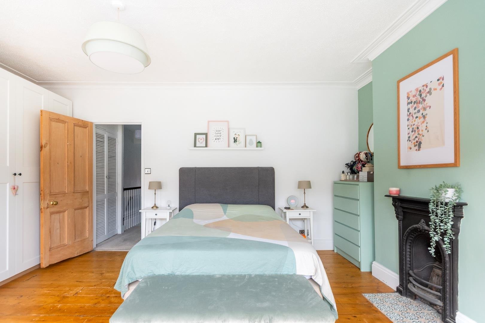 Glena avenue knowle 34157022 2 g2 ake bedroom a