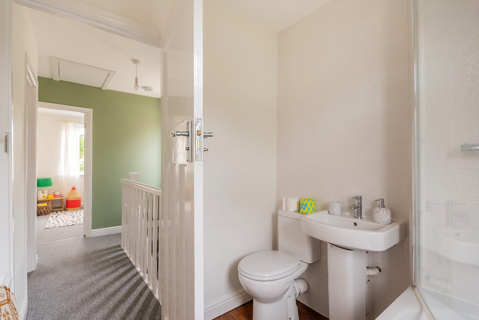 Glenarm walk brislington 34692693 0 g6 wbn bathroom a