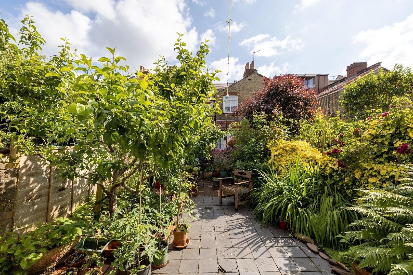 Hamilton road southville 33179463 cd7 a6472 hdr