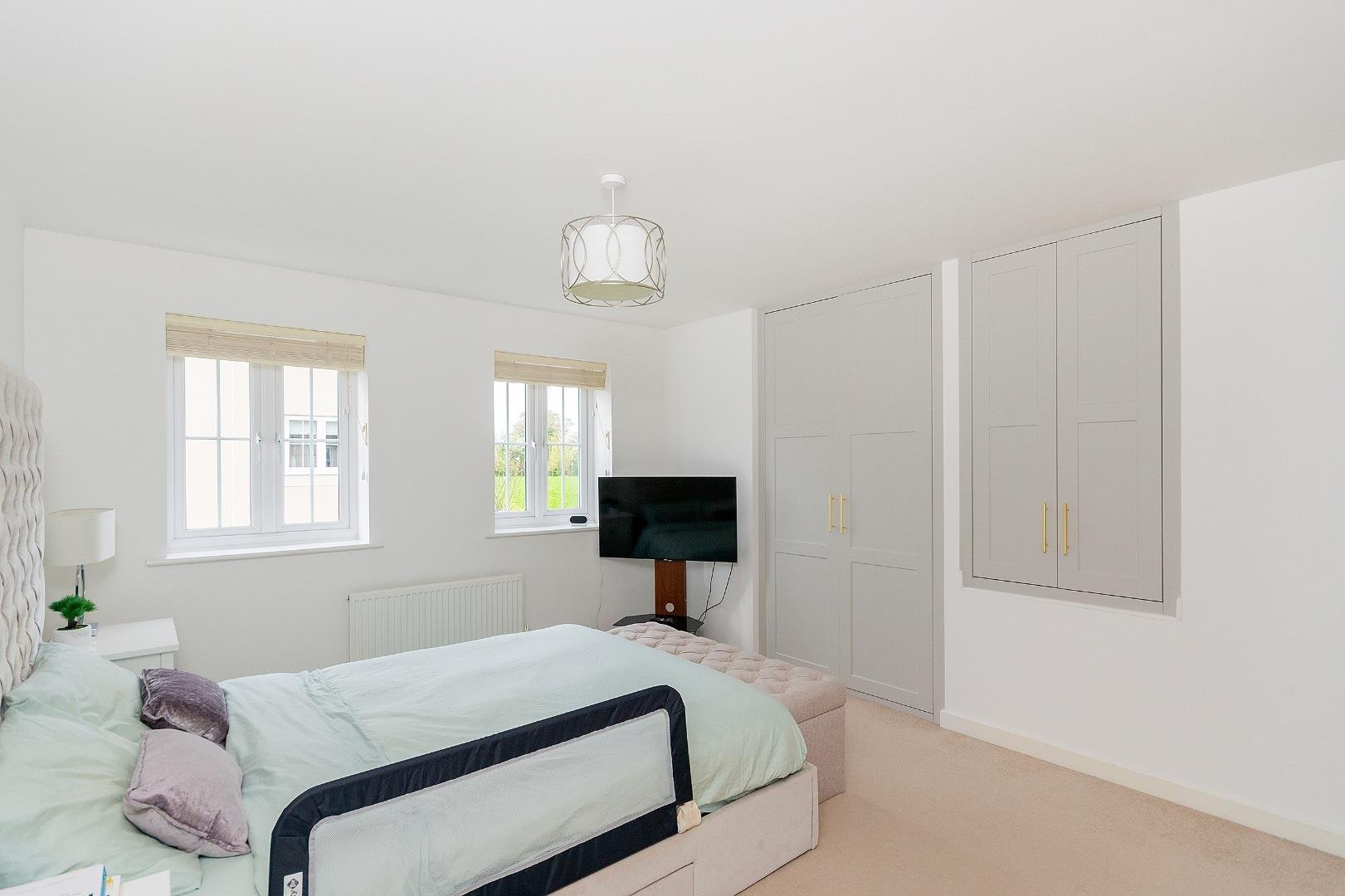Henry shute road stoke gifford 33060866 2 hsr8 sg bedroom i