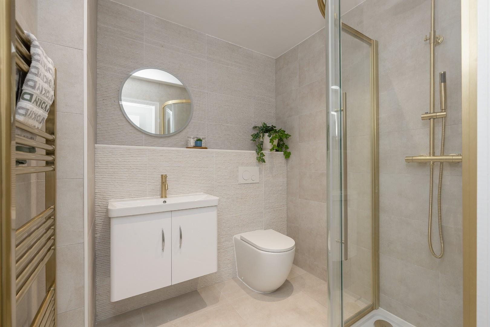 Henry street totterdown 33900841 cd7 a7340