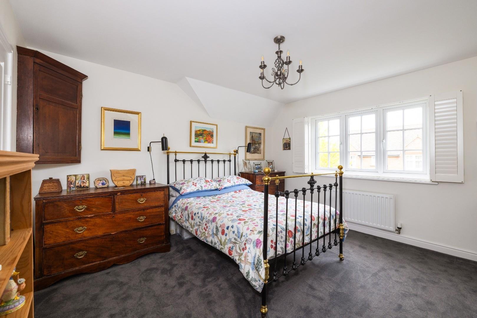 Hermitage wood road cheswick village 34623483 char0131