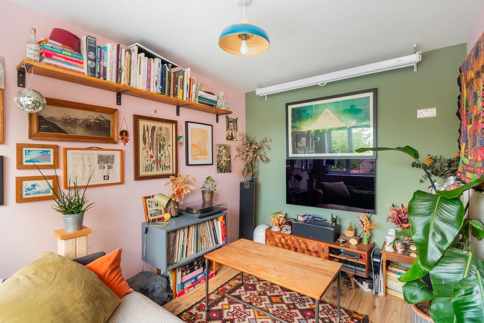 Highgrove street totterdown 34862998 2 h0 stn living room b