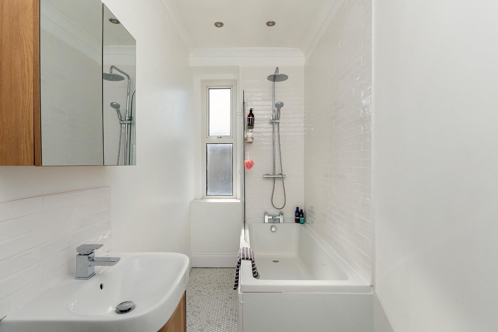 Hill avenue victoria park 33831820 7 h7 avp bathroom b