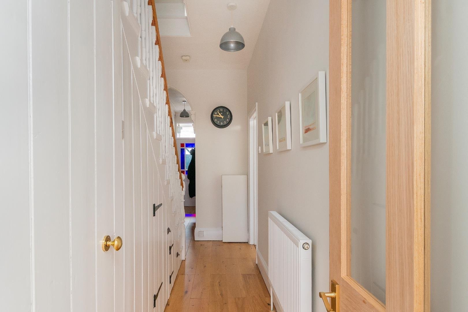 Hill avenue victoria park 33831820 7 h7 avp hallway a