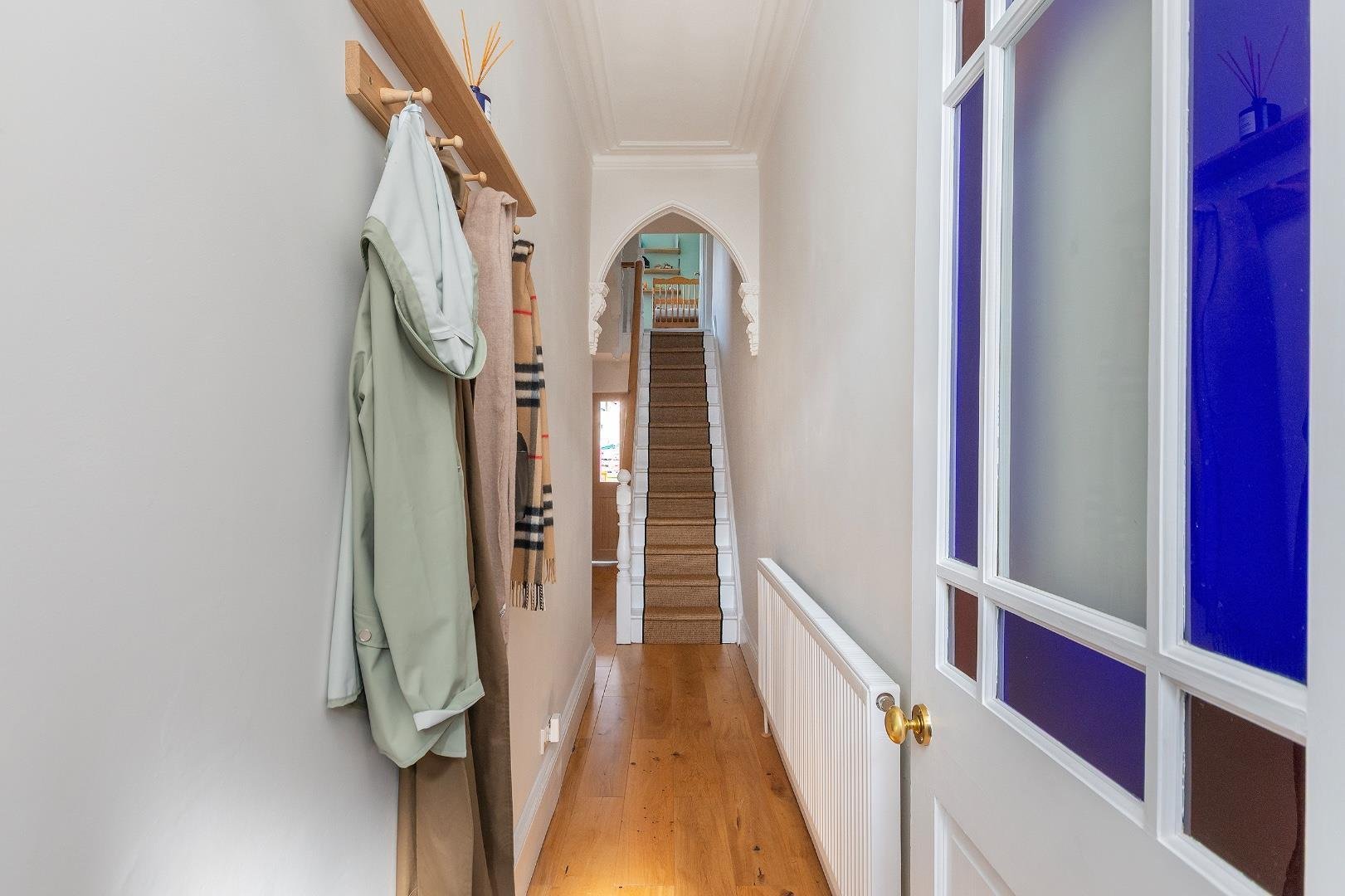 Hill avenue victoria park 33831820 7 h7 avp hallway b
