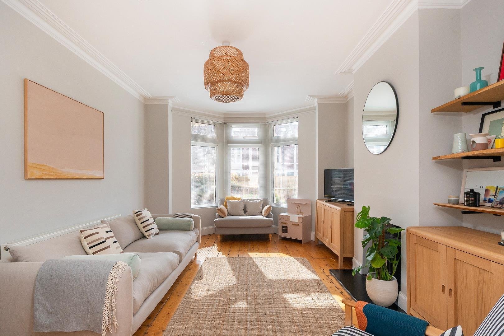 Hill avenue victoria park 33831820 7 h7 avp living room e