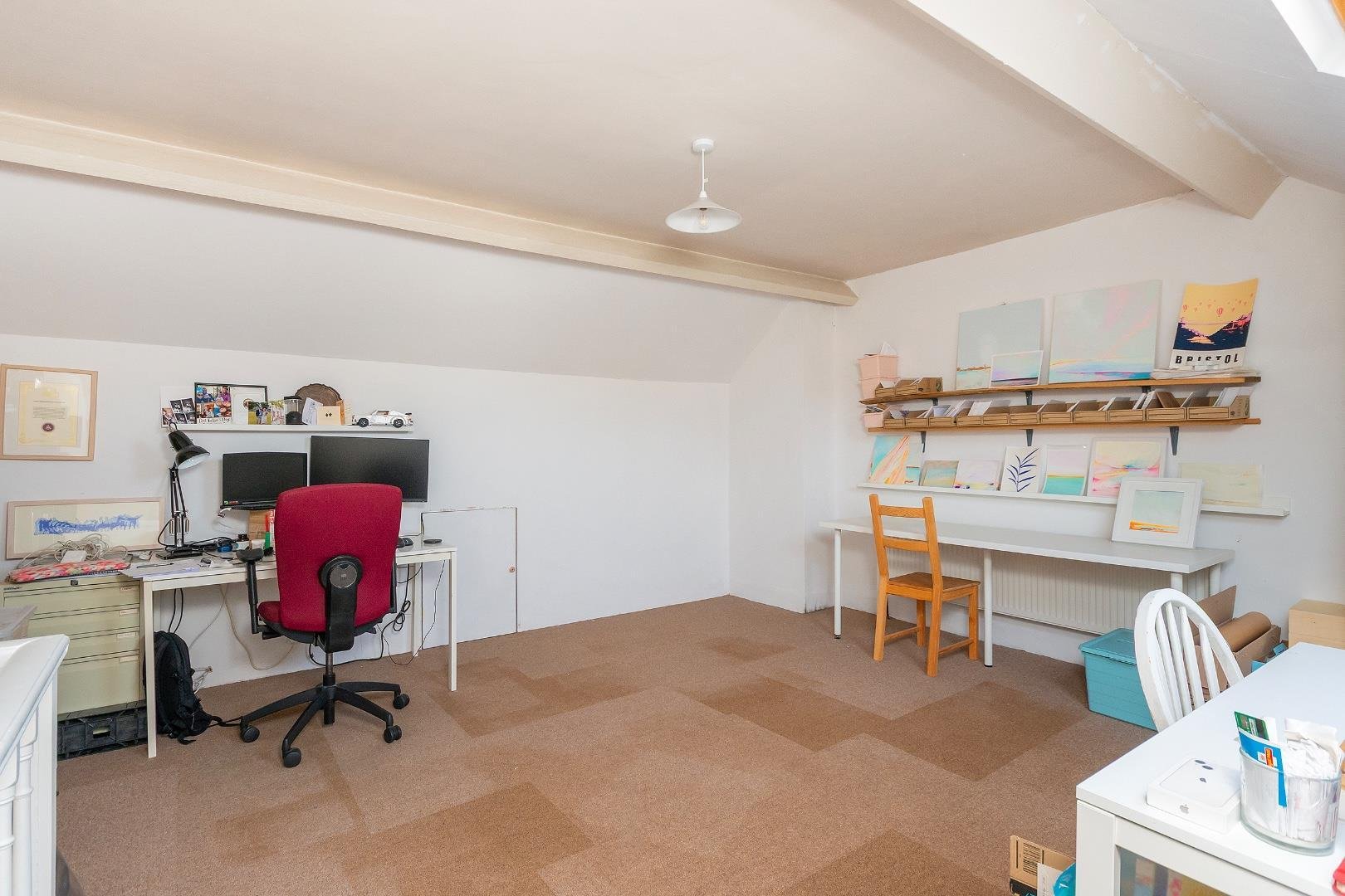 Hill avenue victoria park 33831820 7 h7 avp loft room a