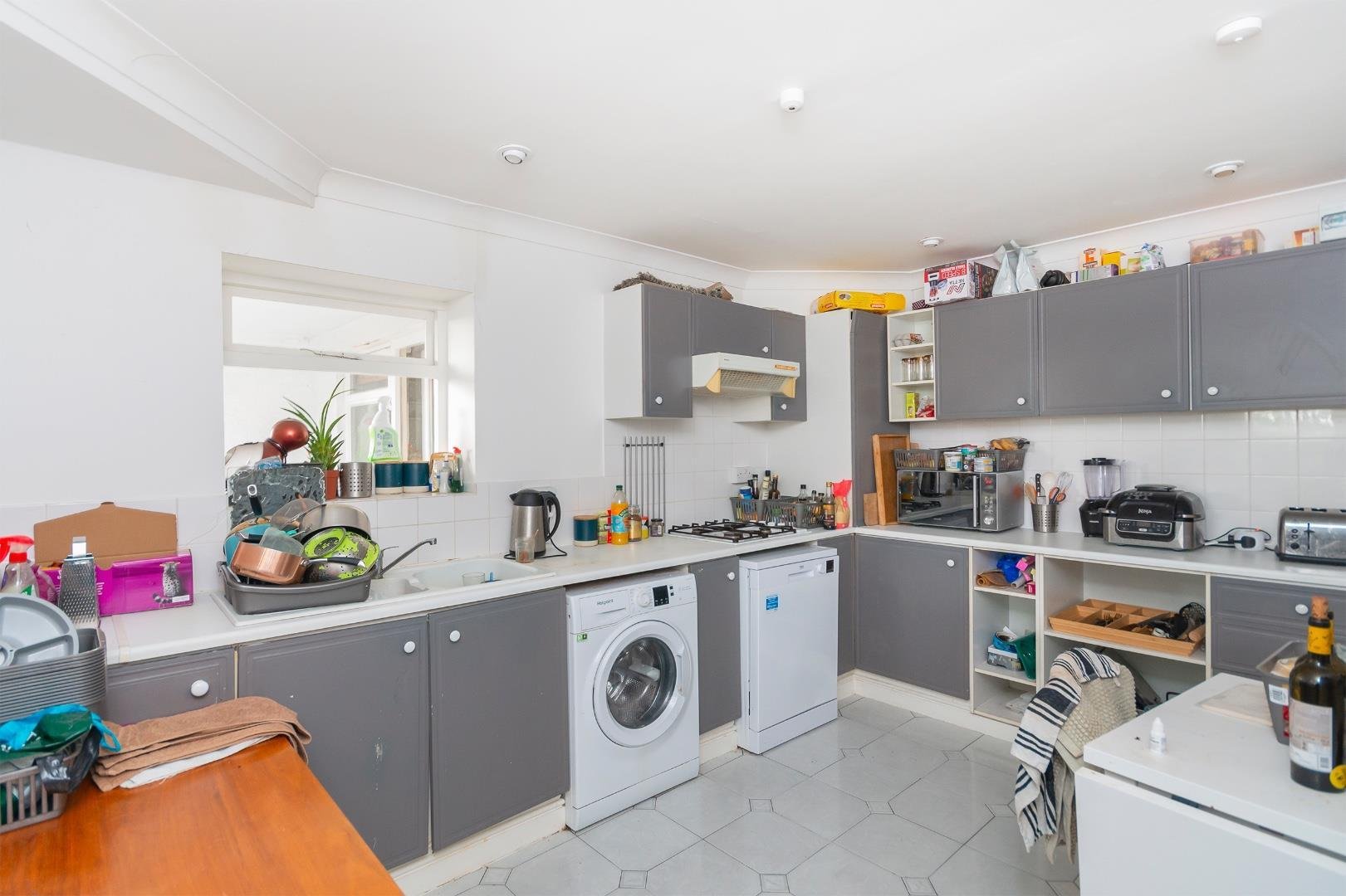 Imperial walk knowle 32756284 klawlairepmi04 basement kitchen b