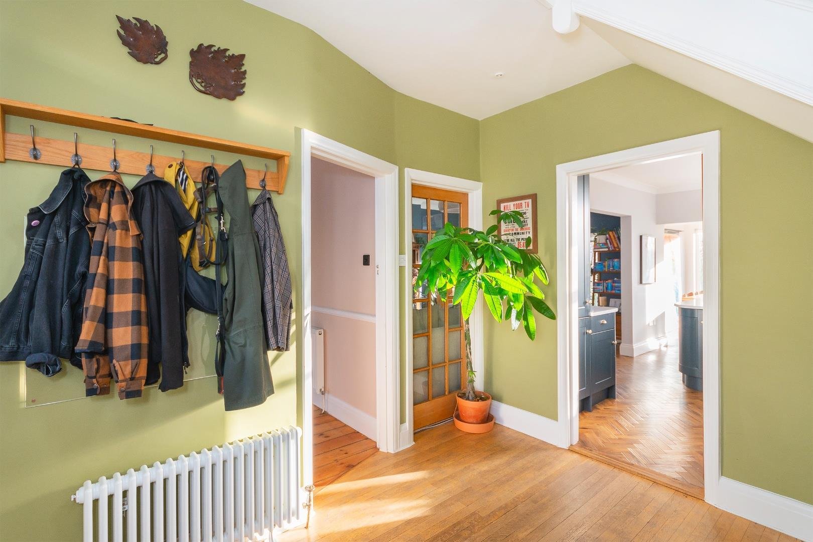 Imperial walk knowle 32756284 klawlairepmi04 hallway a