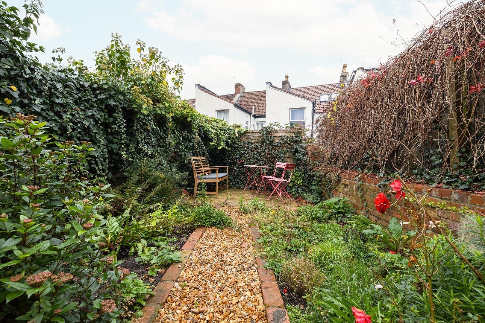Islington road southville 33687186 cd7 a8266