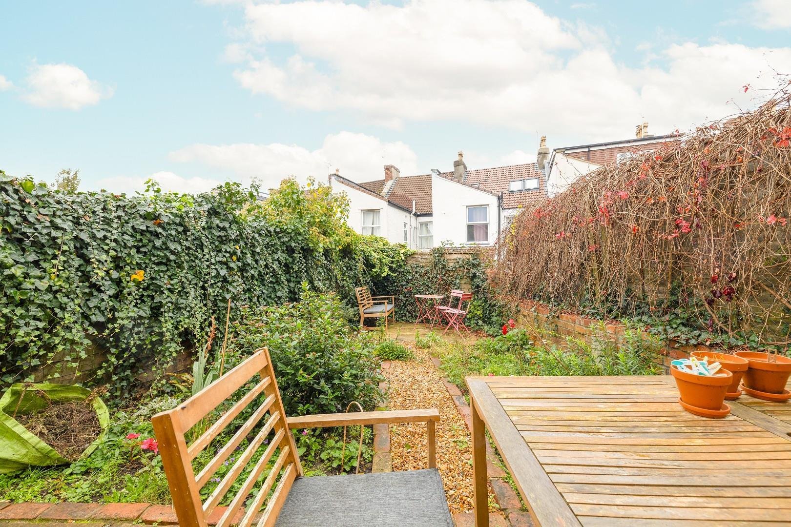 Islington road southville 33687186 cd7 a8270