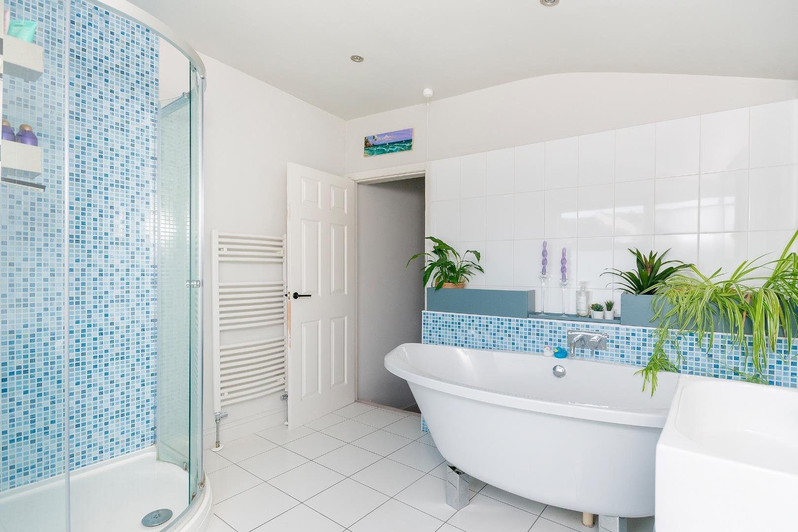 Islington road southville 34179100 6 i5 rse bathroom a
