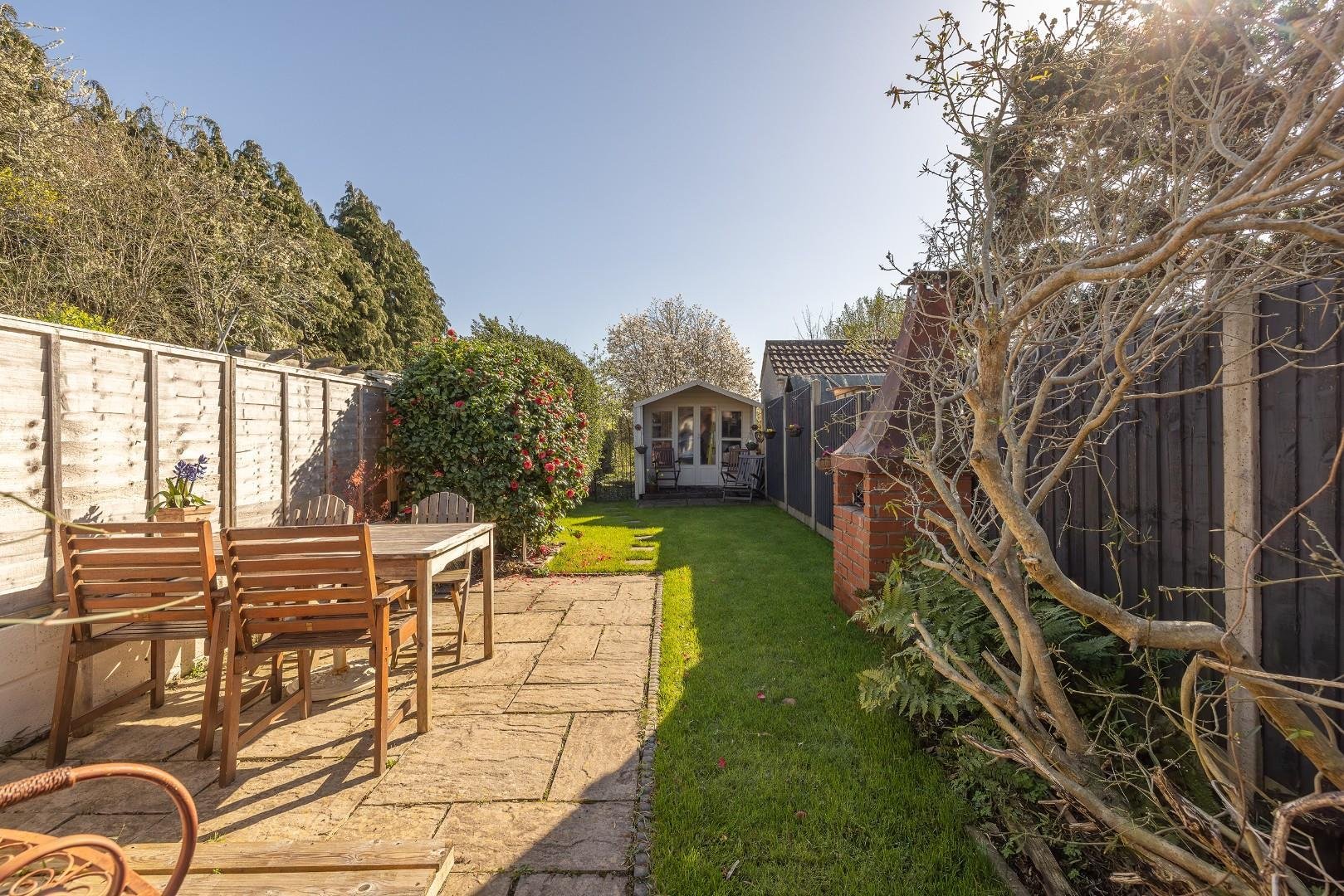 Kennard road kingswood 34595620 char8715