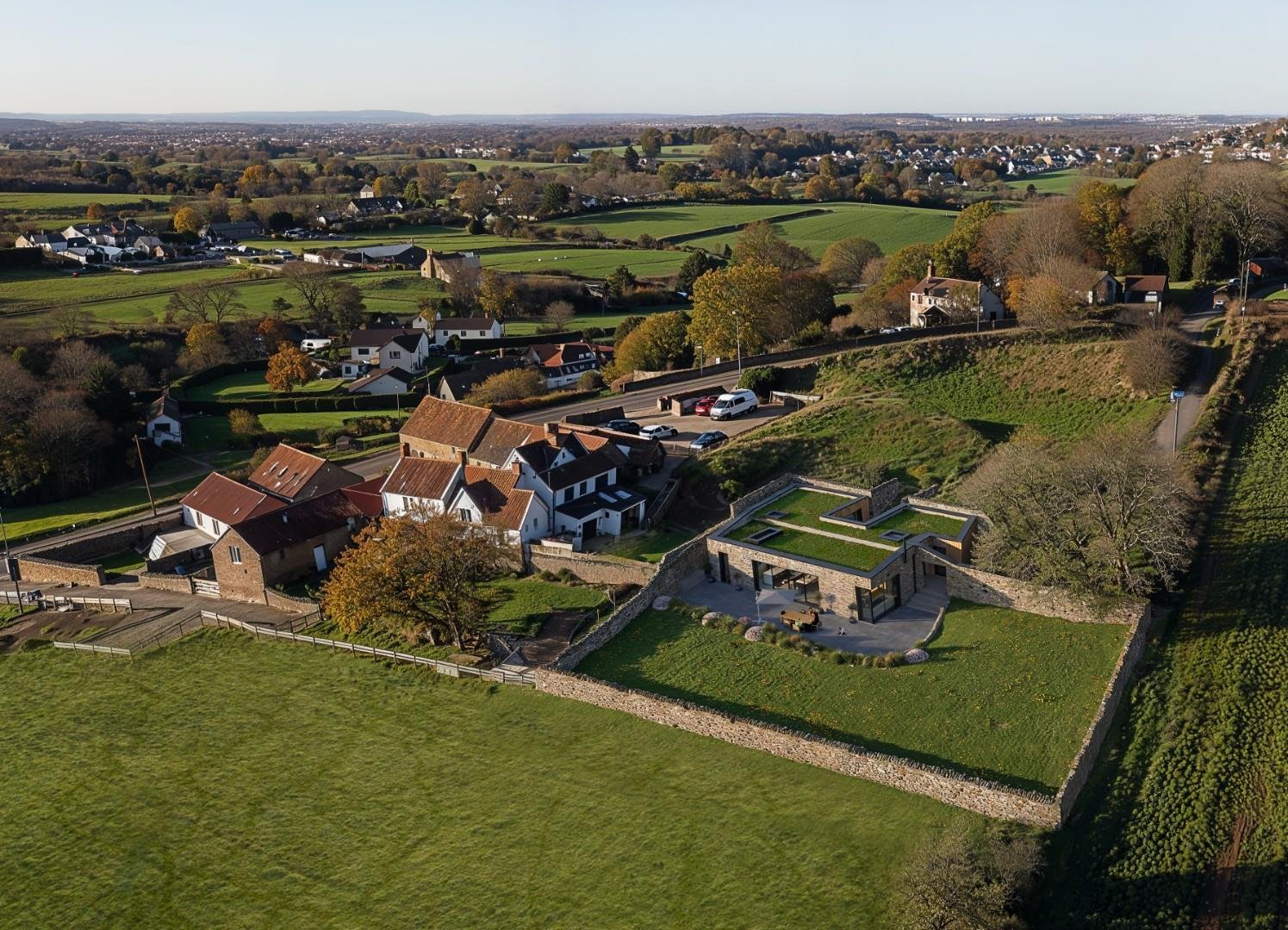 Kestrel view winterbourne 34617286 bank hill exterior 1