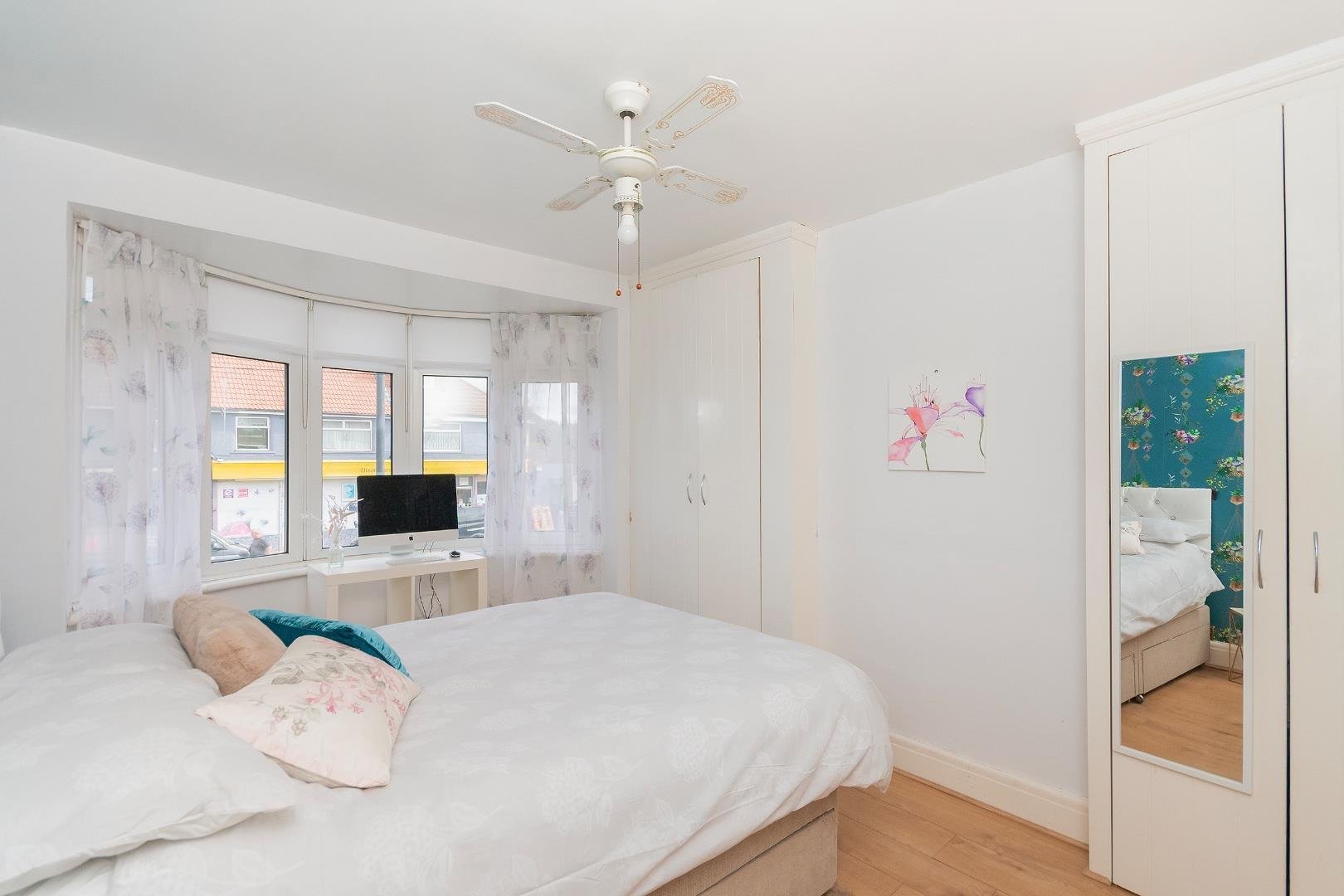 Kings head lane bedminster down 34794103 1 k8 h3 lbd bedroom e