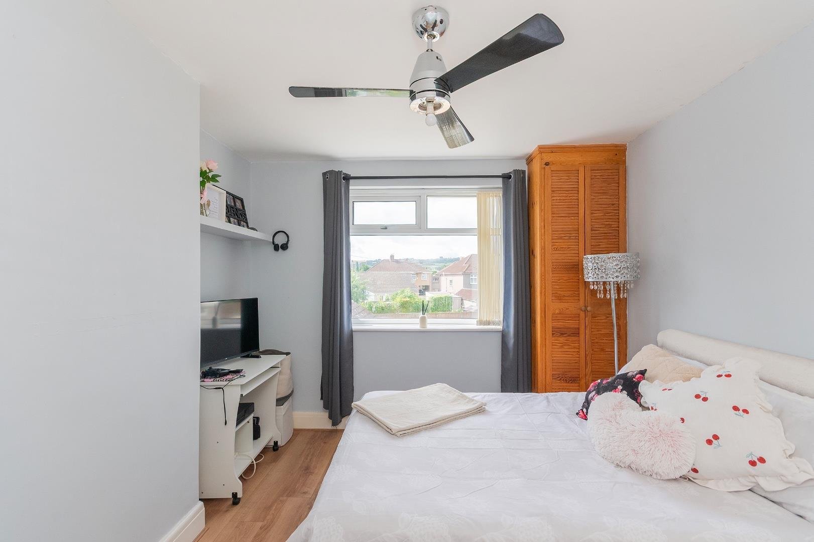 Kings head lane bedminster down 34794103 1 k8 h3 lbd bedroom g