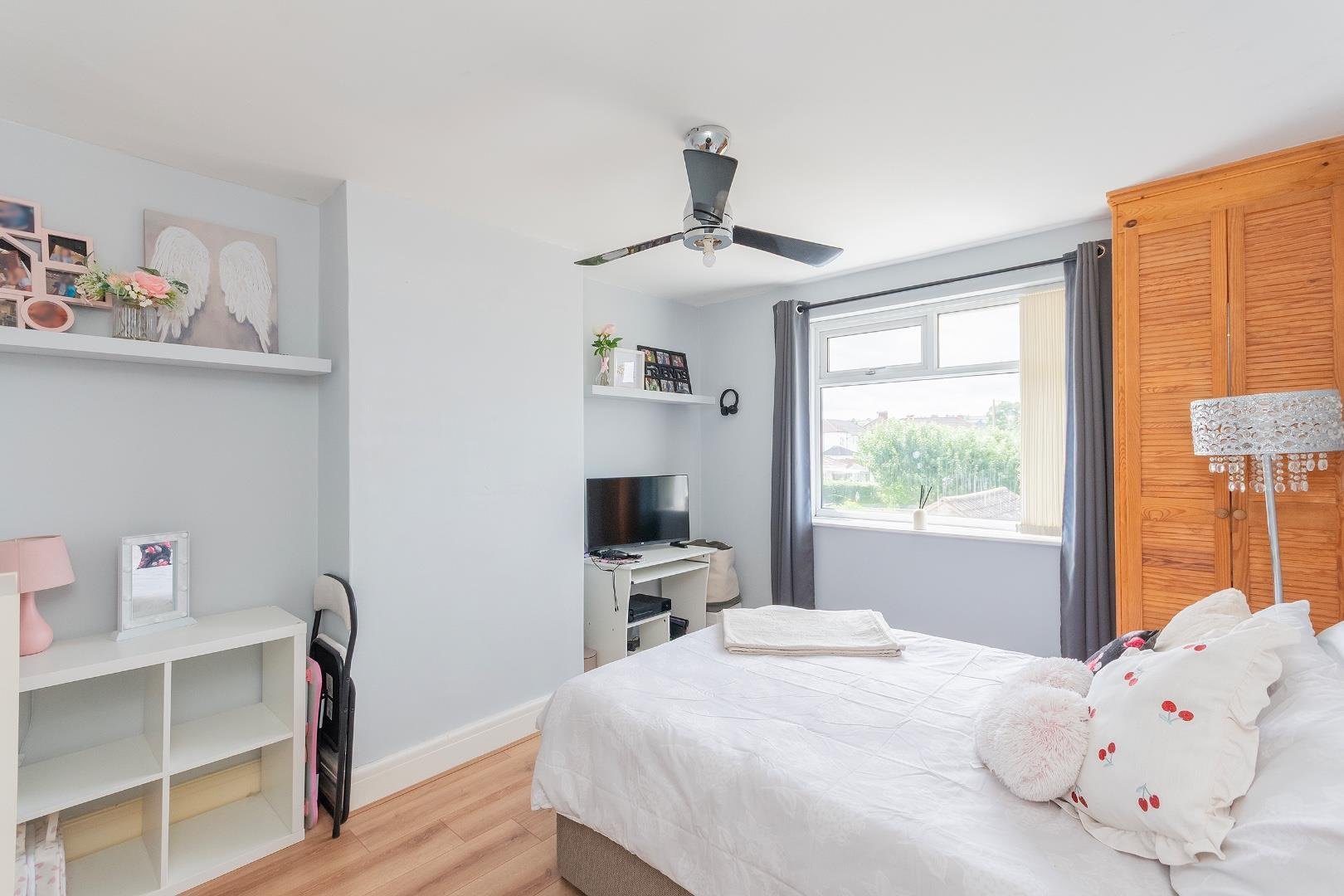 Kings head lane bedminster down 34794103 1 k8 h3 lbd bedroom h