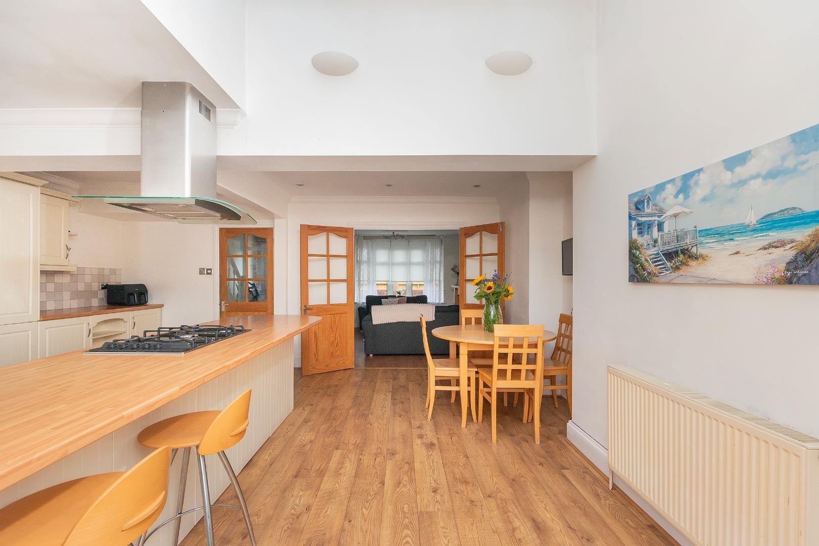 Kings head lane bedminster down 34794103 1 k8 h3 lbd kitchen diner b