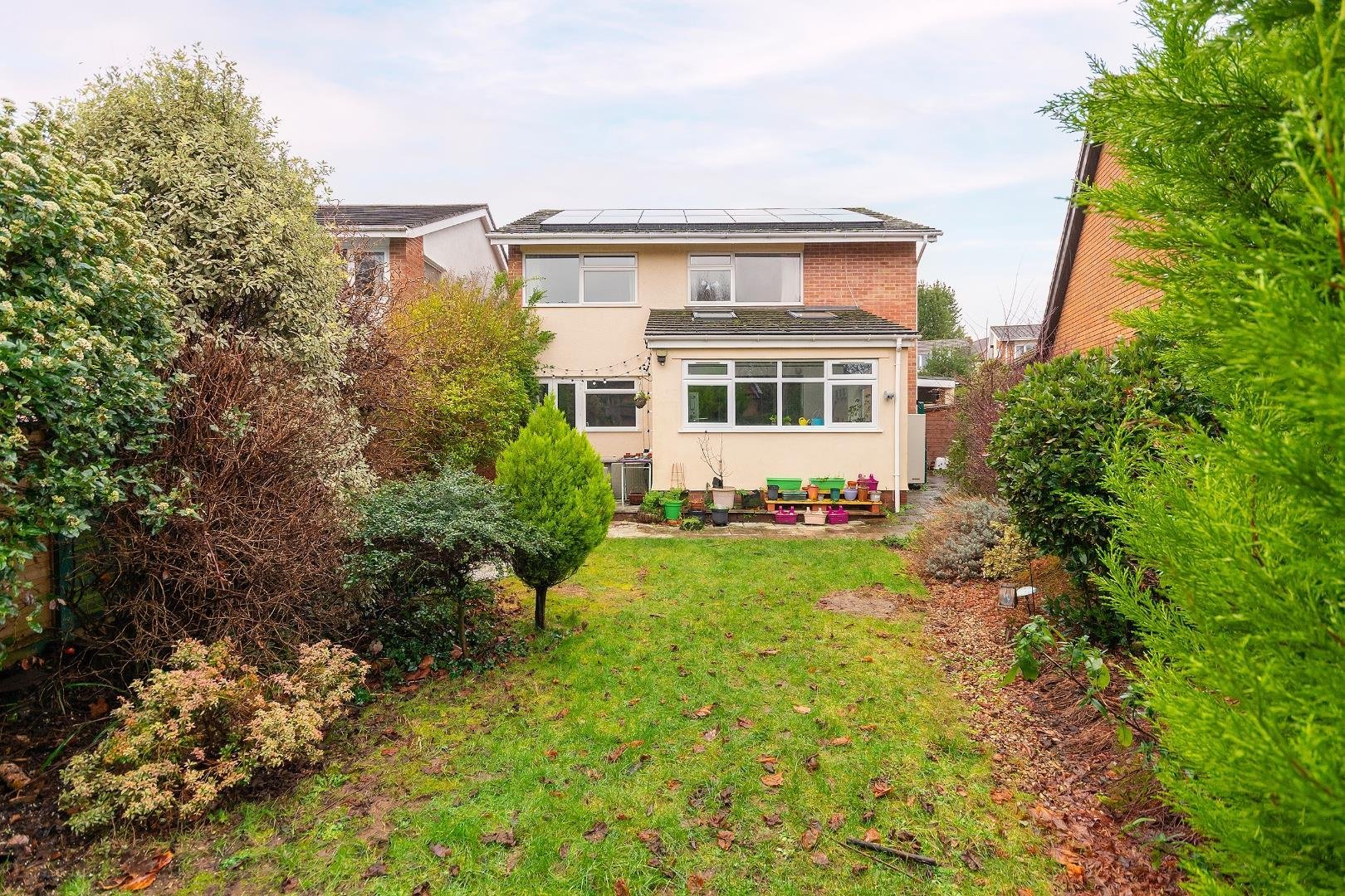 Long acres close coombe dingle 34488381 1 l7 accd external e