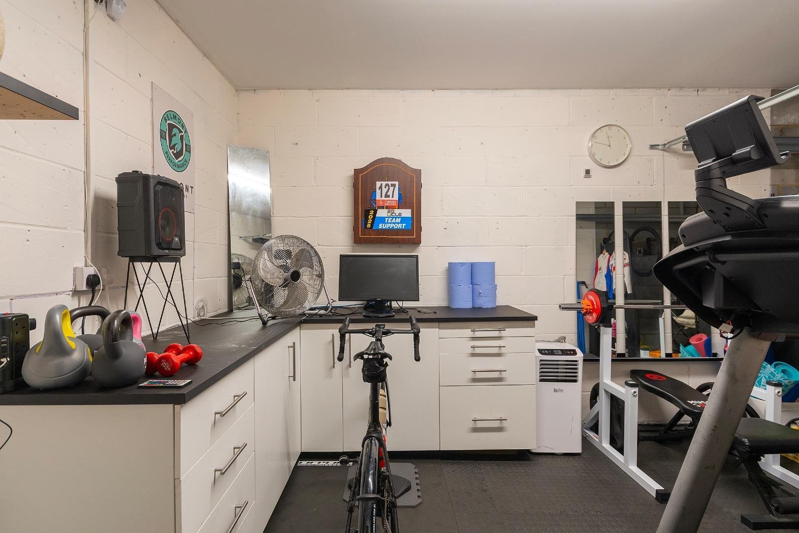 Malago drive bedminster 34431877 4 m4 dbr garage c