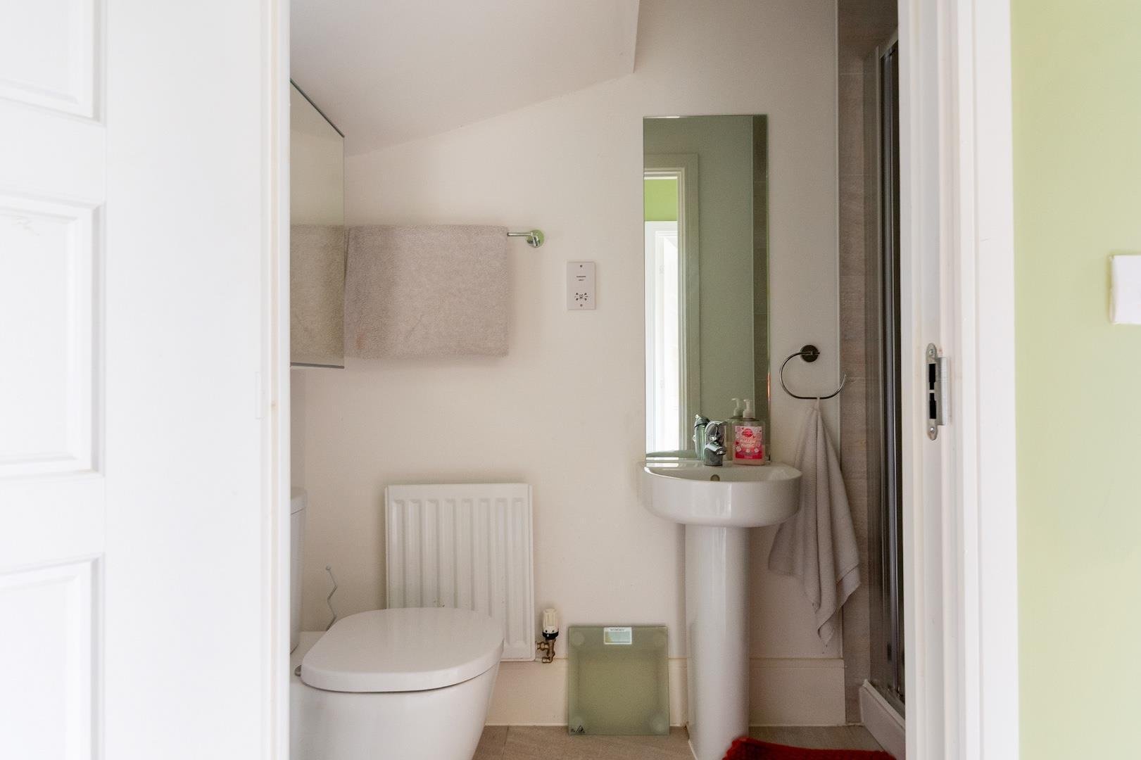 Malago drive bedminster 34431877 4 m4 dbr shower room a