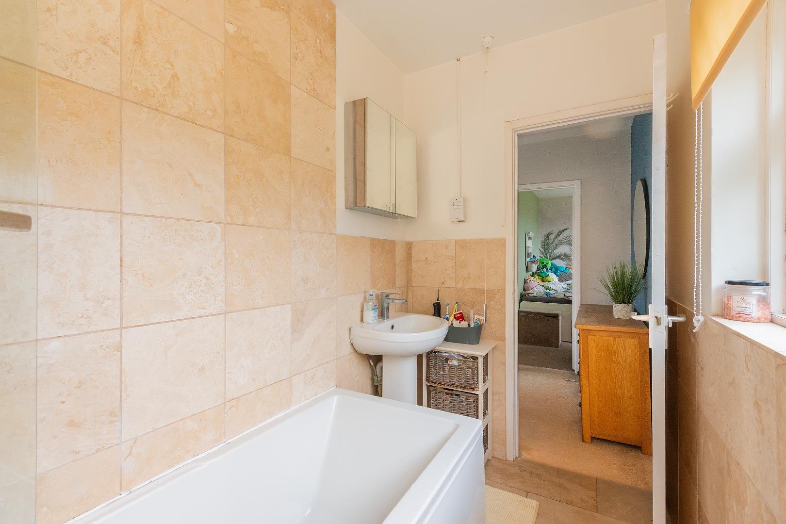 Mangotsfield road mangotsfield 34690039 1 m7 rmd bathroom a
