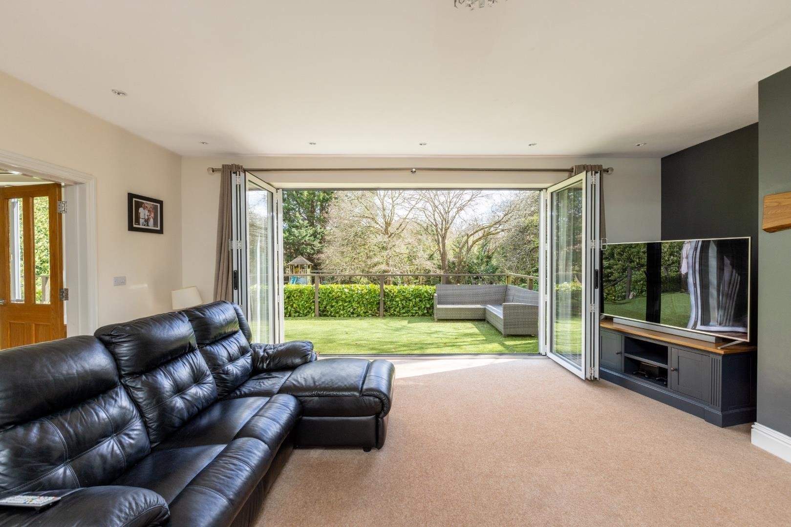Mill lane warmley 34599177 38a mill lane bs30 29