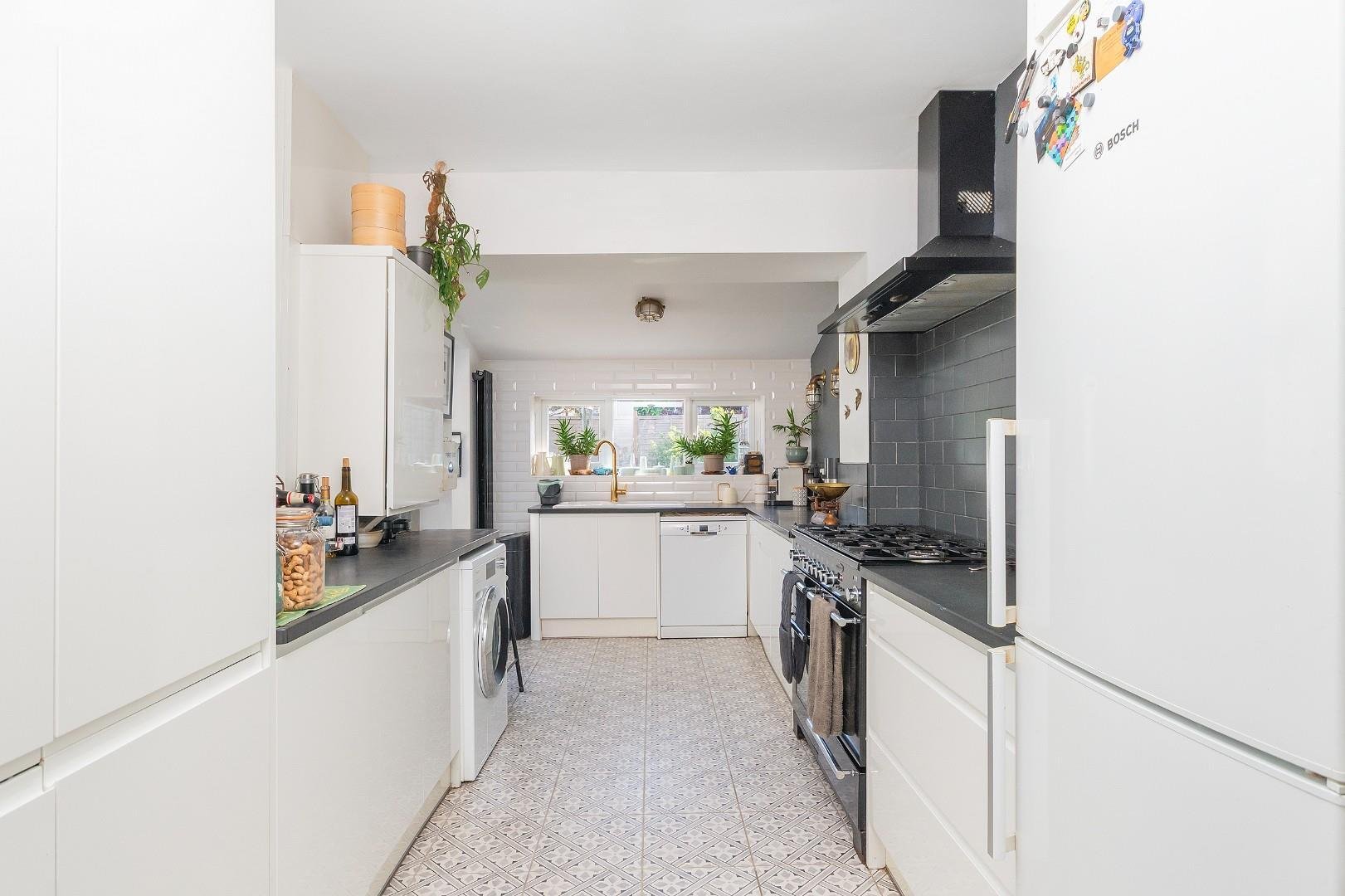 Mount pleasant terrace southville 34663647 0 m4 ptse kitchen d