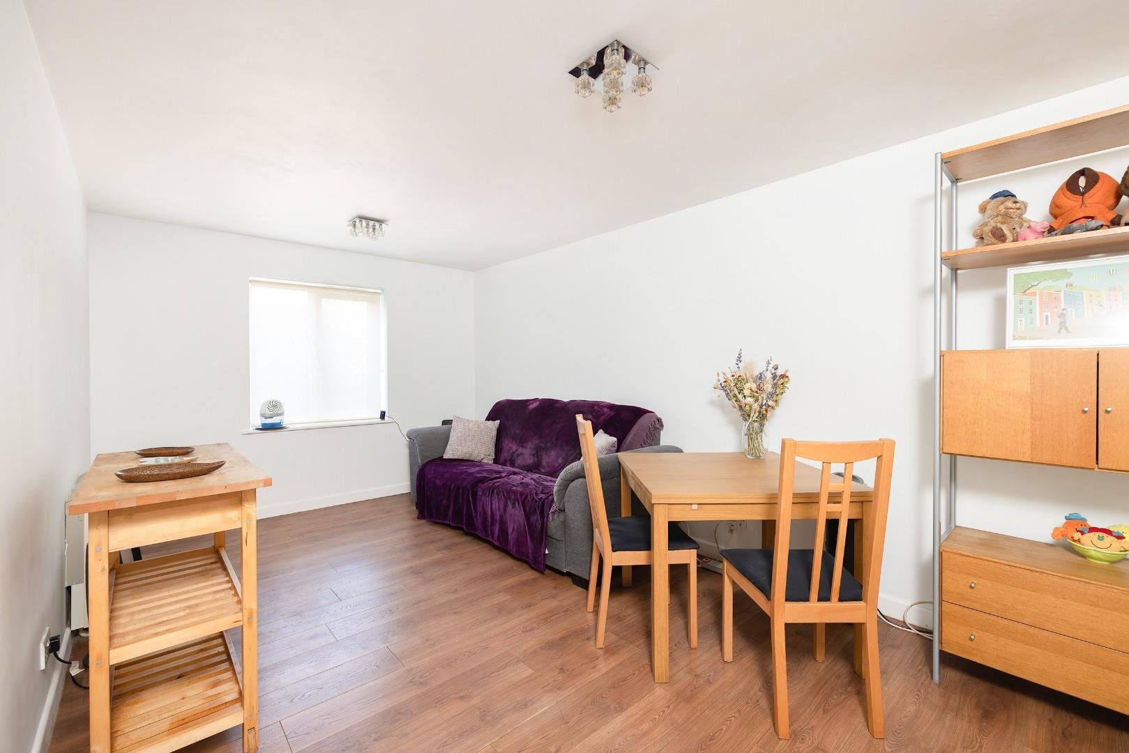 New walls totterdown 34532940 char5606