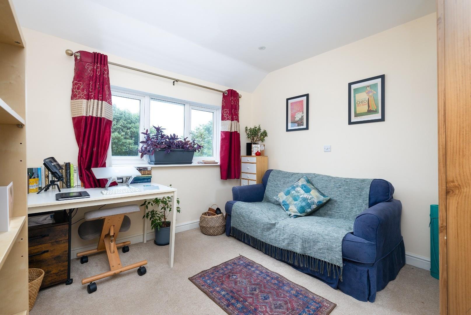 Novers park drive knowle 33328371 cd7 a7063