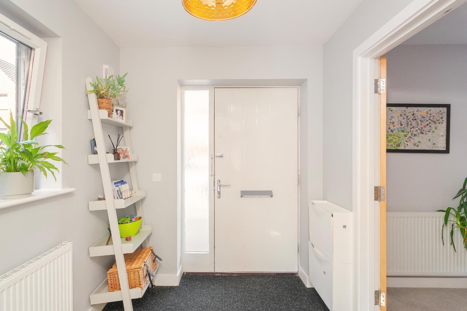 Oakhill drive bedminster 34749420 0 o5 dbr hallway b
