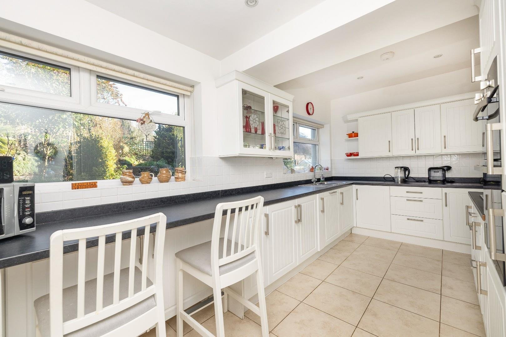 Old park road clevedon 34388620 char1103