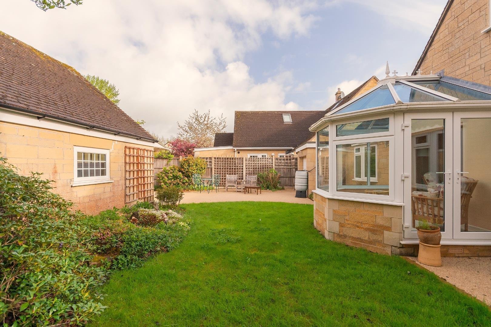 Park crescent frenchay 34615913 0 p1 cfy external i