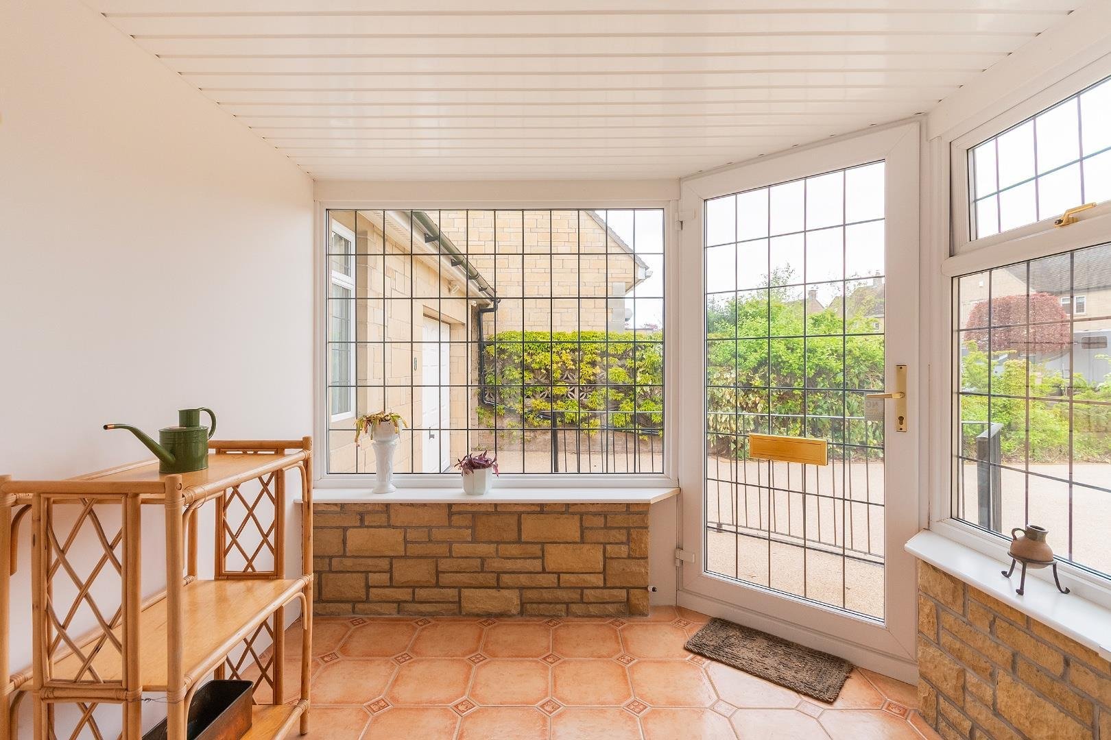 Park crescent frenchay 34615913 0 p1 cfy porch a