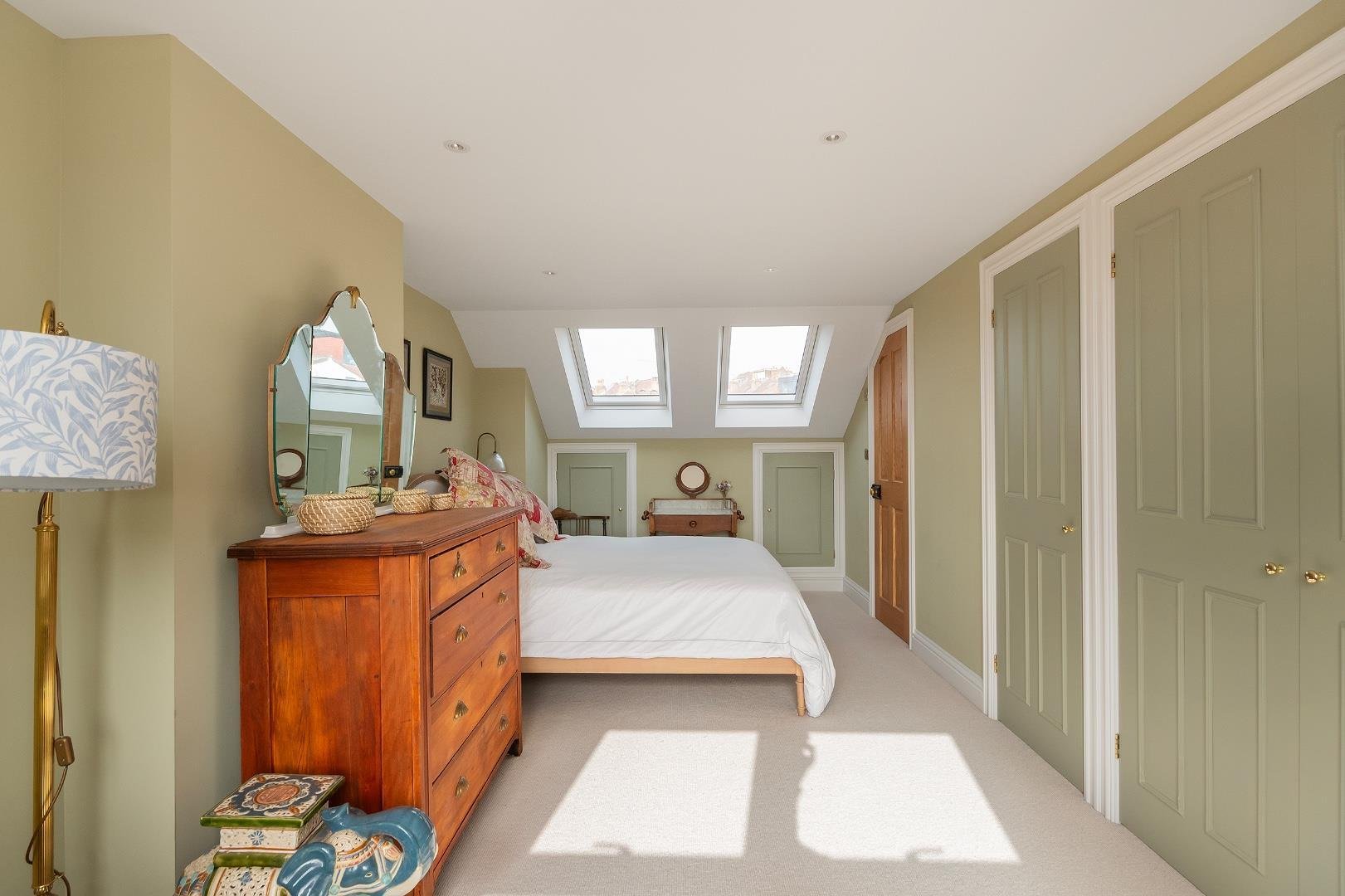 Paultow avenue victoria park 34632995 1 p0 abr bedroom l