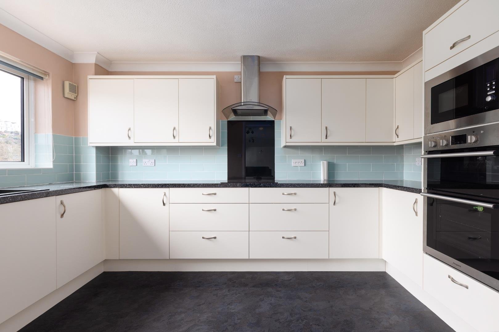 Portland court harbourside 34463814 flat 21 portland court bs1 11