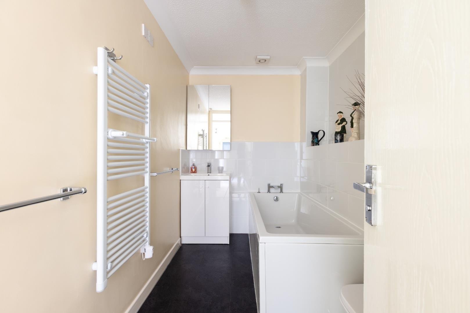 Portland court harbourside 34463814 flat 21 portland court bs1 22