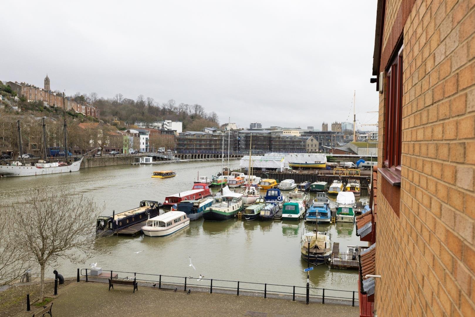 Portland court harbourside 34463814 flat 21 portland court bs1 25