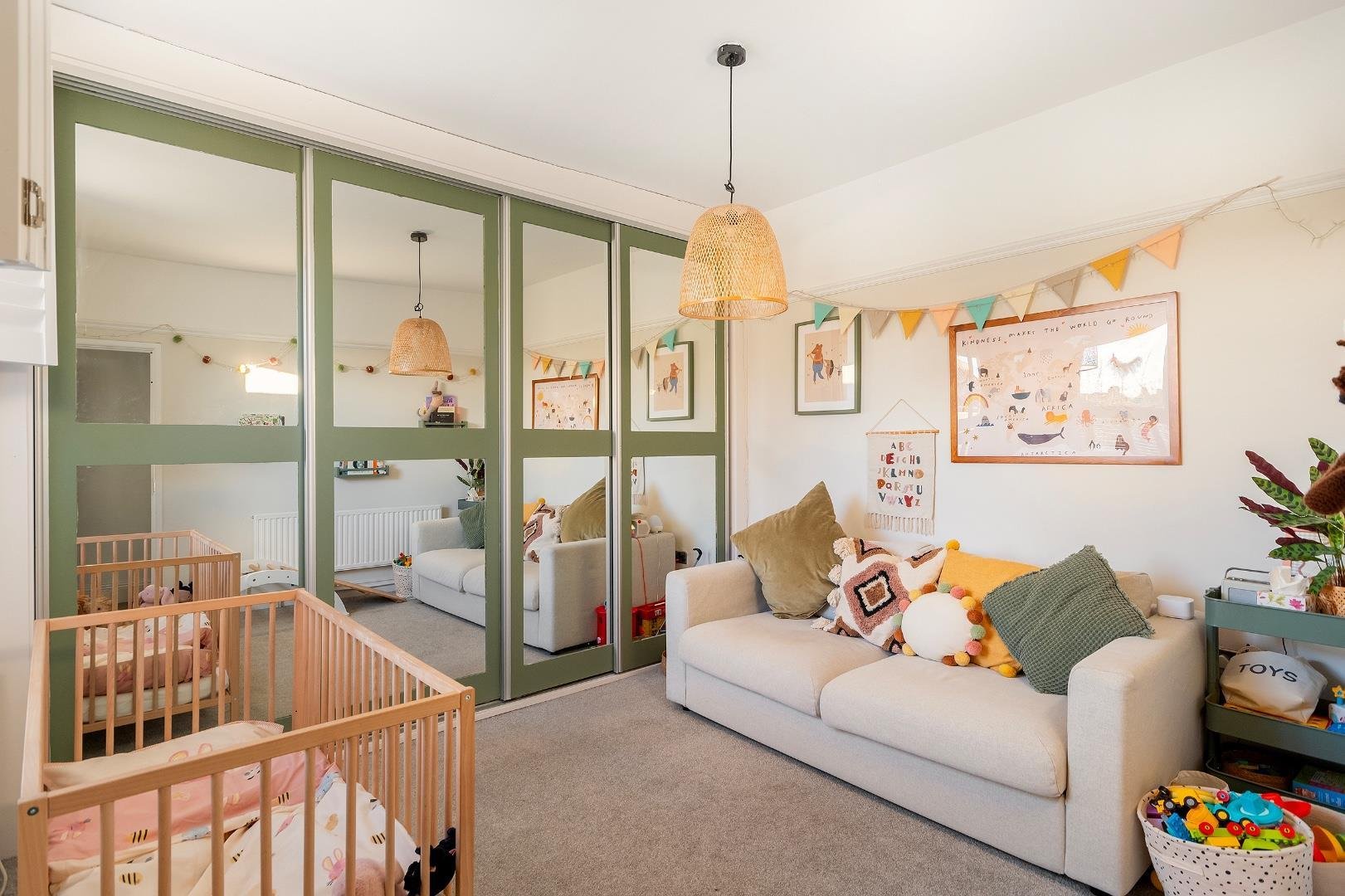 Queen street kingswood 33617179 0 q5 skd bedroom h