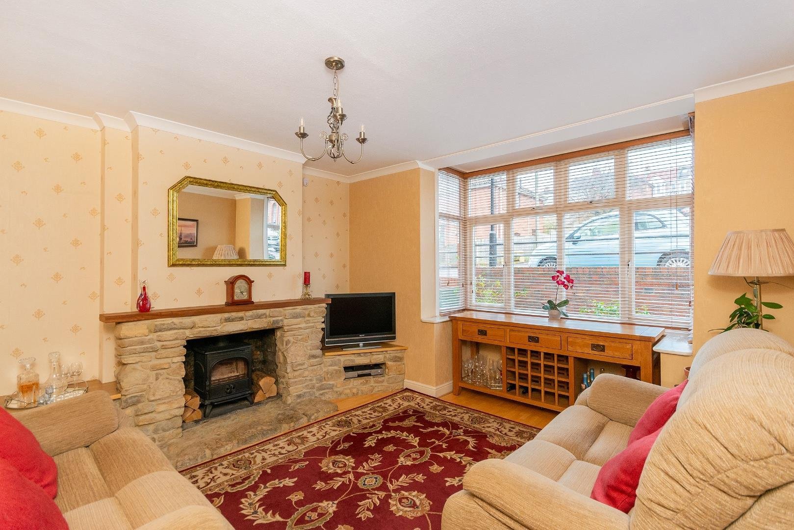 Queens road knowle 33657876 2 q6 rke living room c